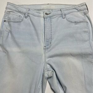 ❤️‍🔥 High Rise Rockstar Super Skinny Jeans Old Navy Sz 16 Light Blue Distressed